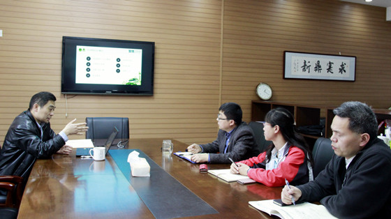 26fb94910dba198f50c645962d9ce112.jpg 党委中心组理论学习_副本.jpg