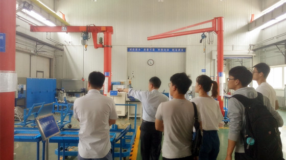 b5e762bee149ee3058aa6986754cc58d.jpg 车间_副本.jpg