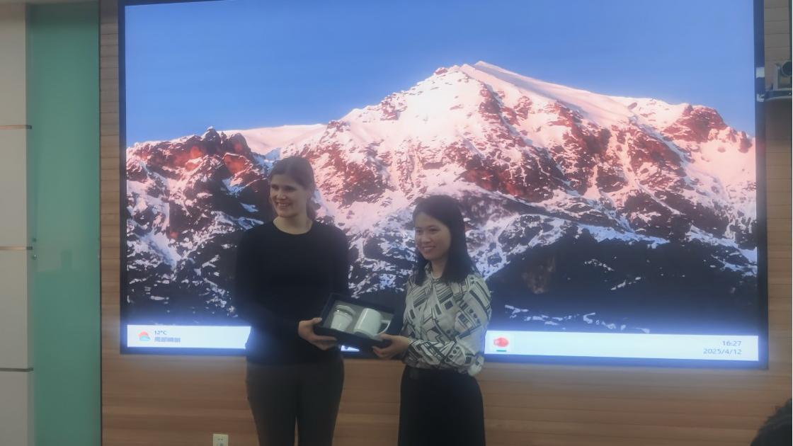 1745305776369909.jpg 1745305776369909.jpg