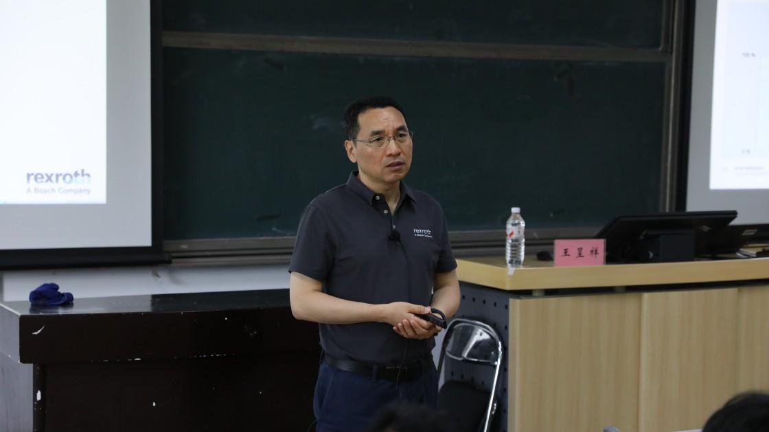 1750316125755204.jpg 1750316125755204.jpg